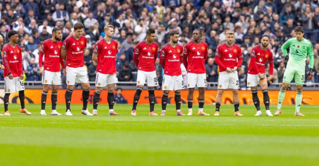 Manchester United vs Everton Predicted Lineups, Odds, Preview & Prediction